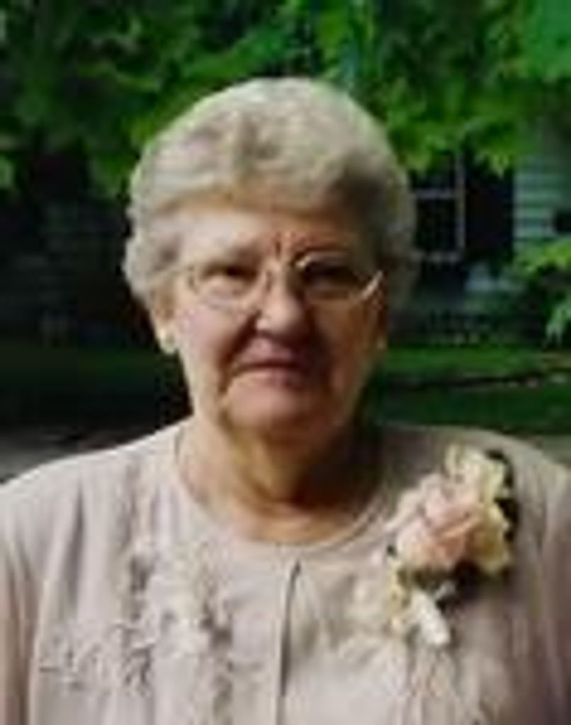 Myrtle "Myrt" Peters