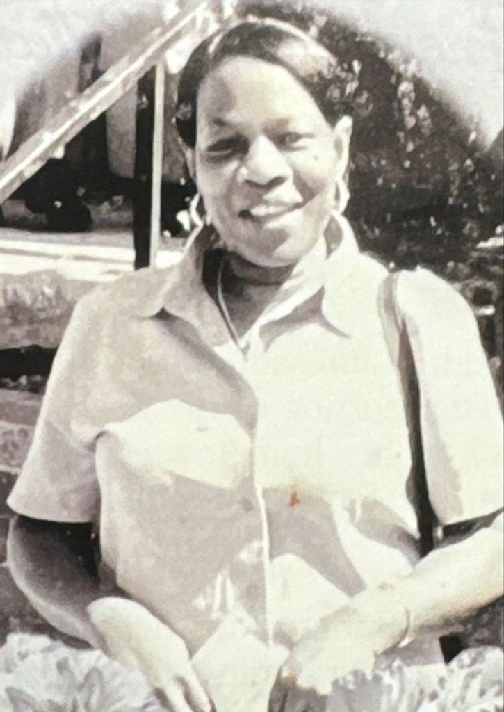 Ms. Geneva Hamilton Profile Photo