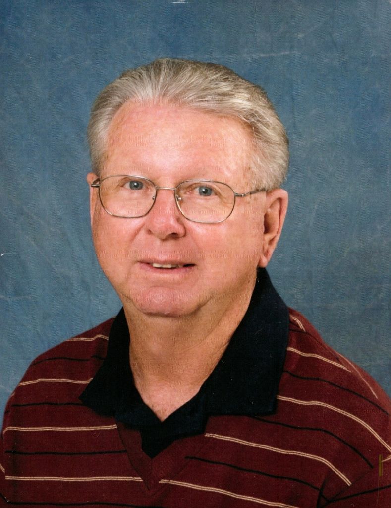 Dickie  Lloyd  Murphy