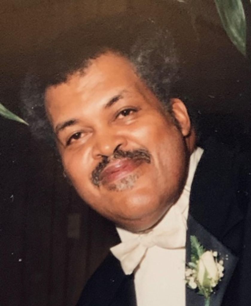 Taylor Hampton Profile Photo