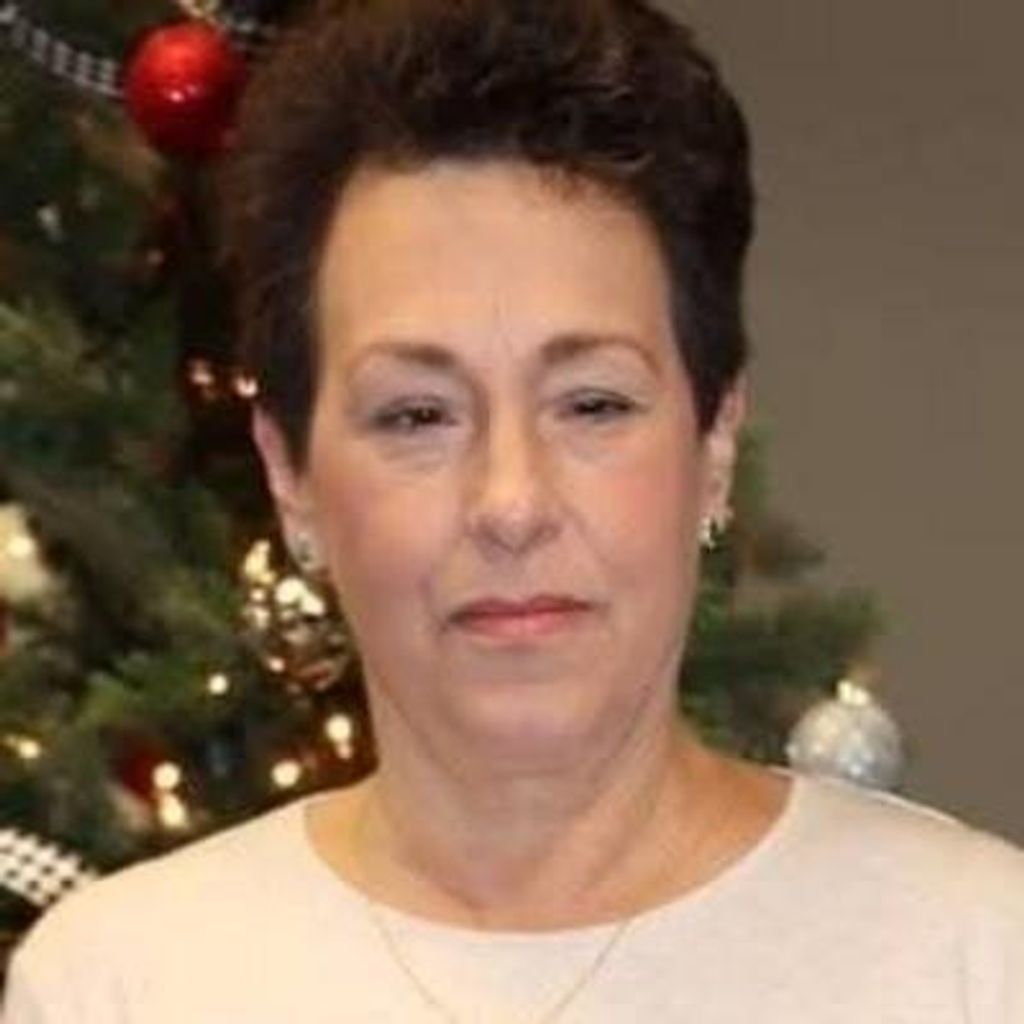 Louise Ann Viancourt Profile Photo