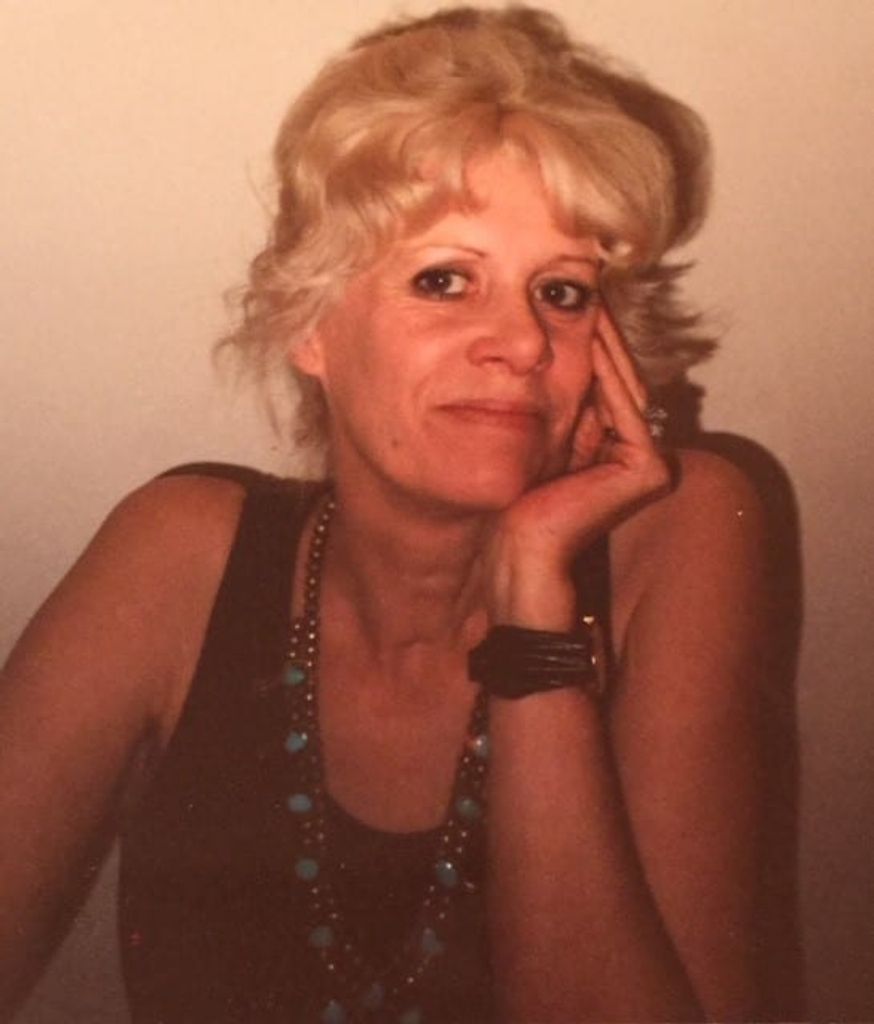 Reynolds, Carolynn Cupp