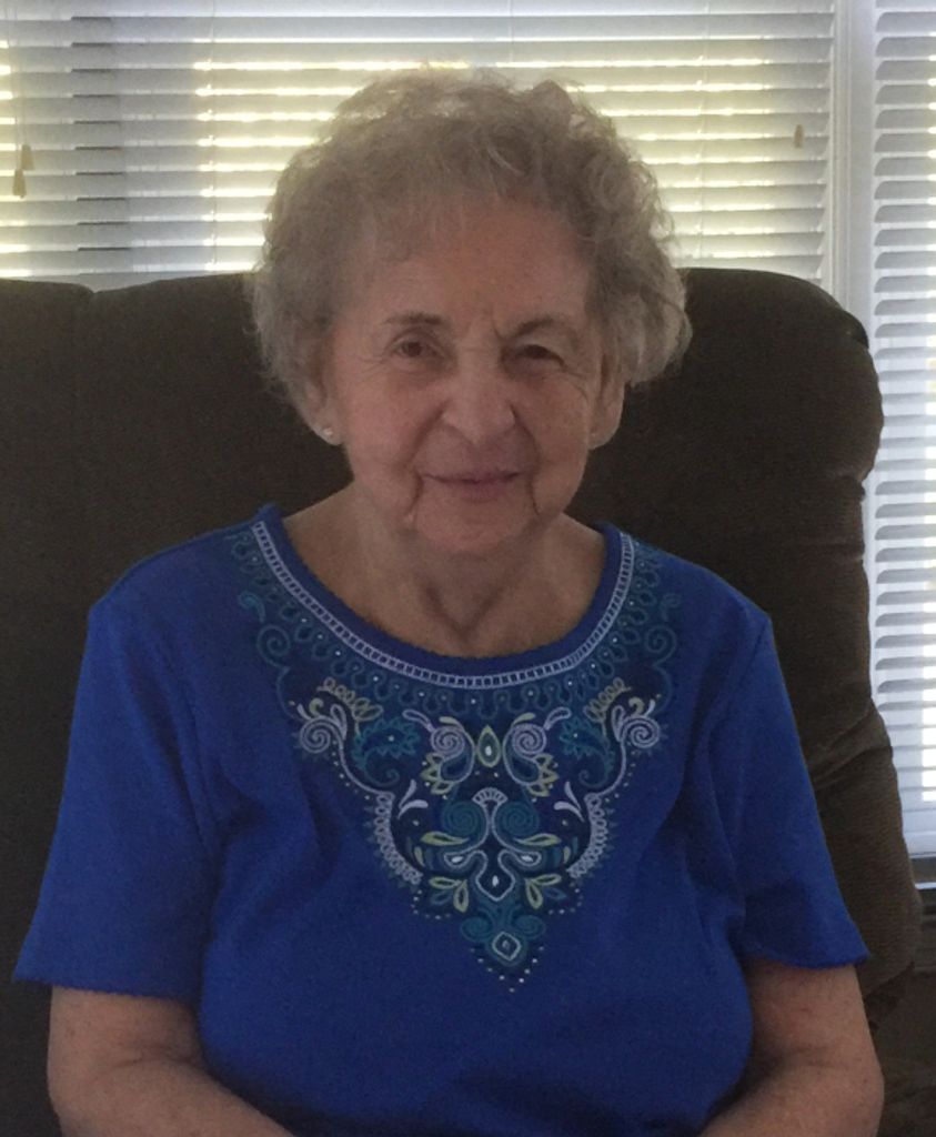 Lillian Minnetta (Schwamberger)  Kirkland
