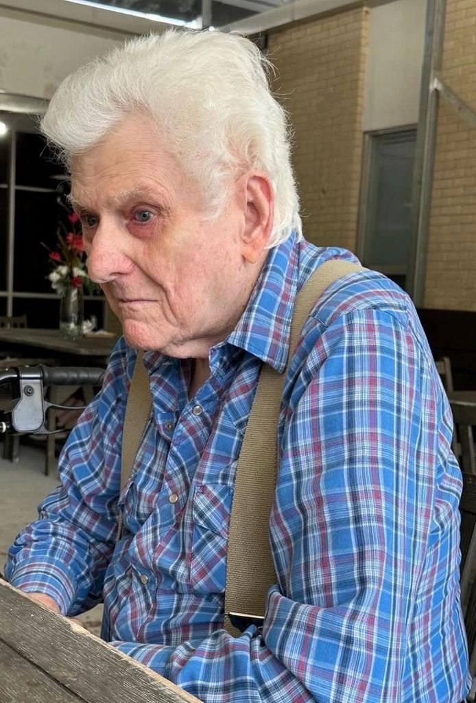 Miles Velton Fountain Profile Photo