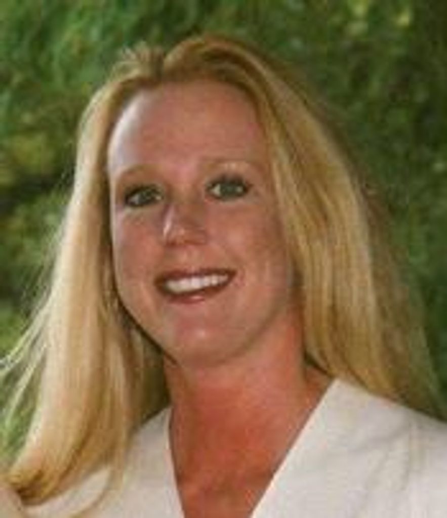 Tamara (Hahn) Roberts