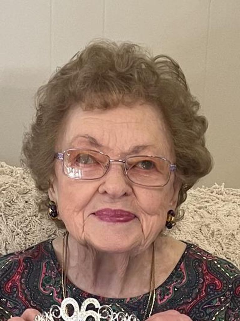 Ellen Larsen Profile Photo