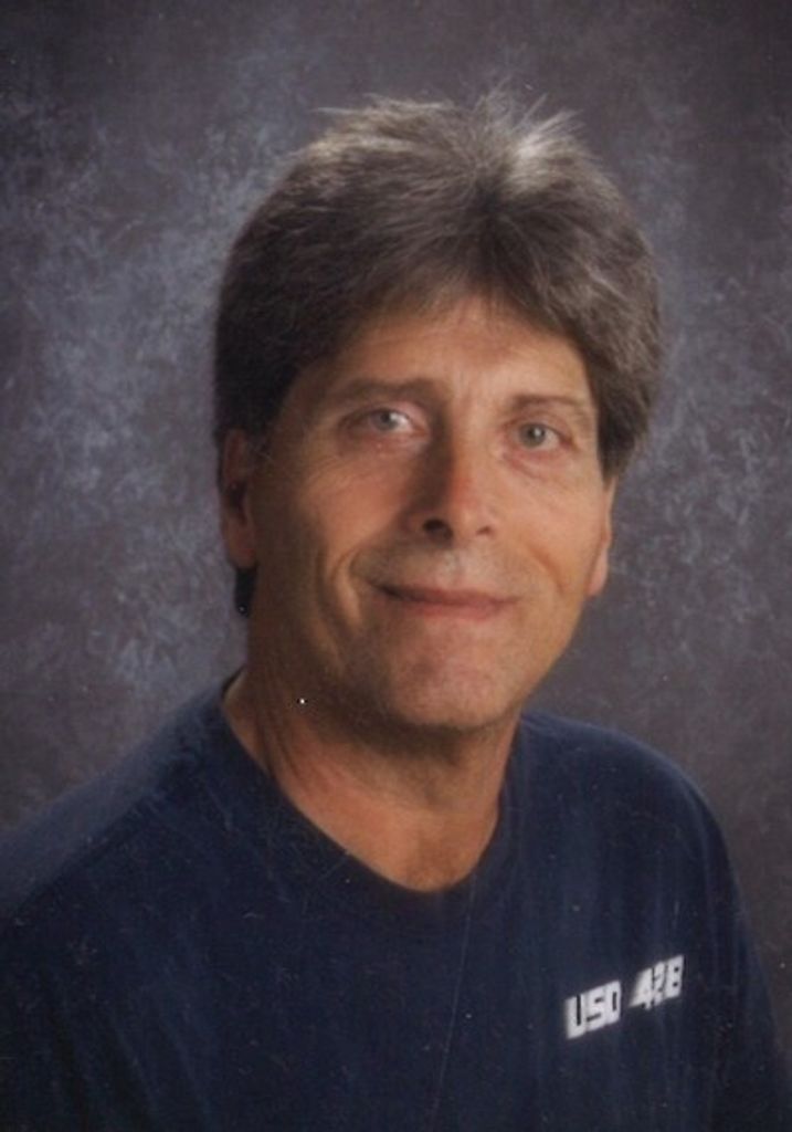 Hal Joseph Hollembeak Profile Photo