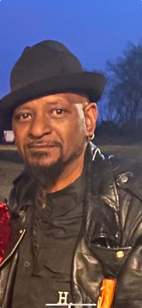 Lonnie D Freeman