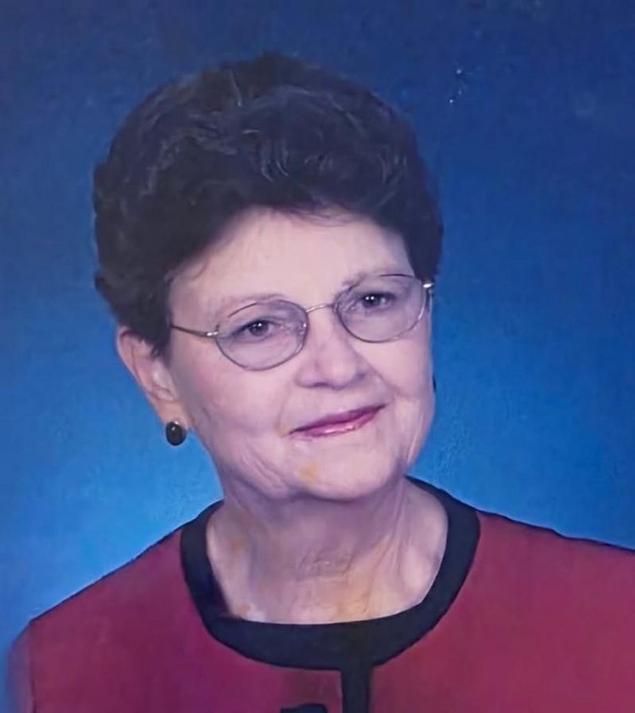 Shirley Vetter Early Profile Photo