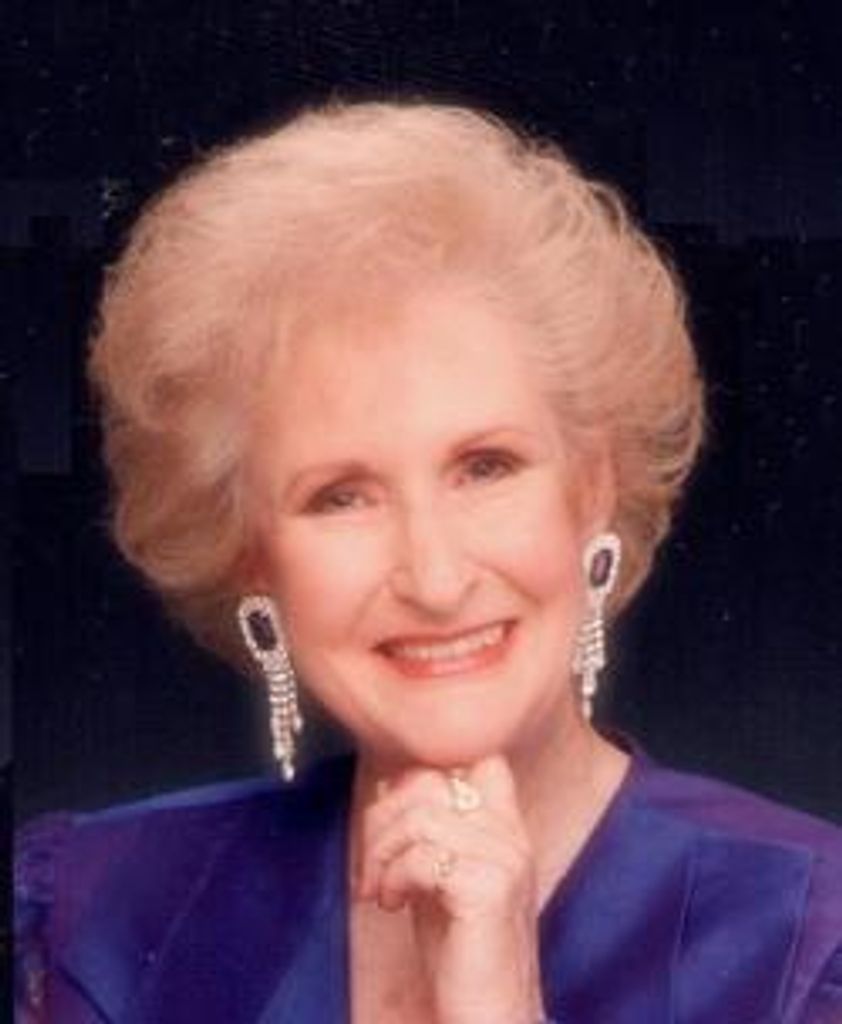 Aline Dear Mund Profile Photo