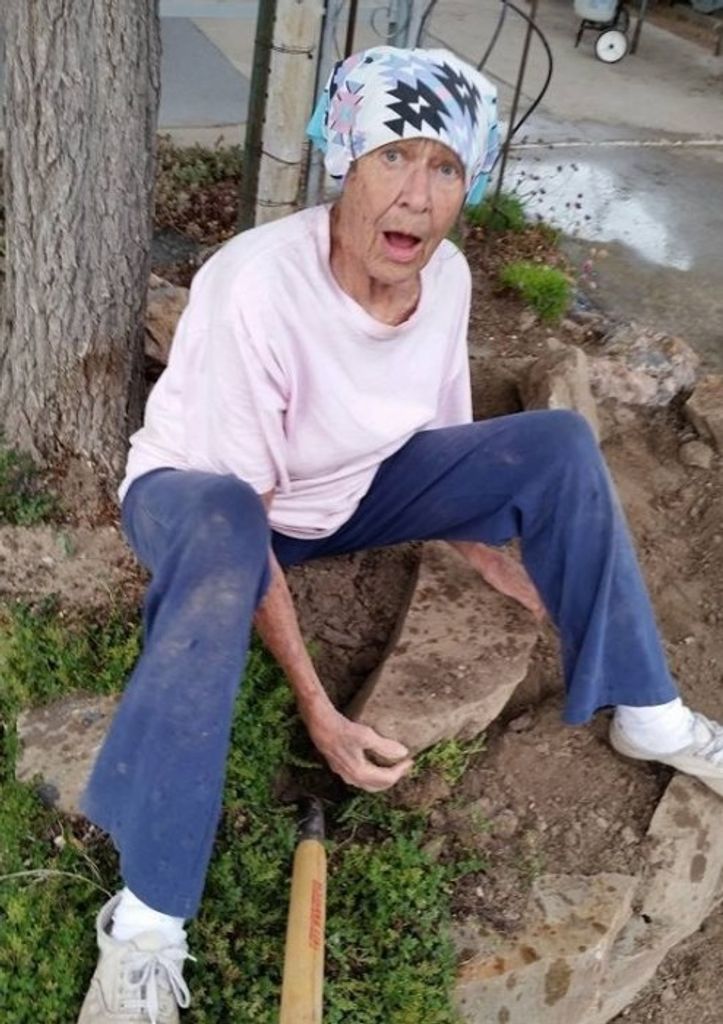 Donna Mae Raymond