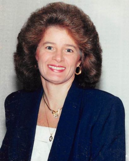 Vera G. Castagna's obituary image