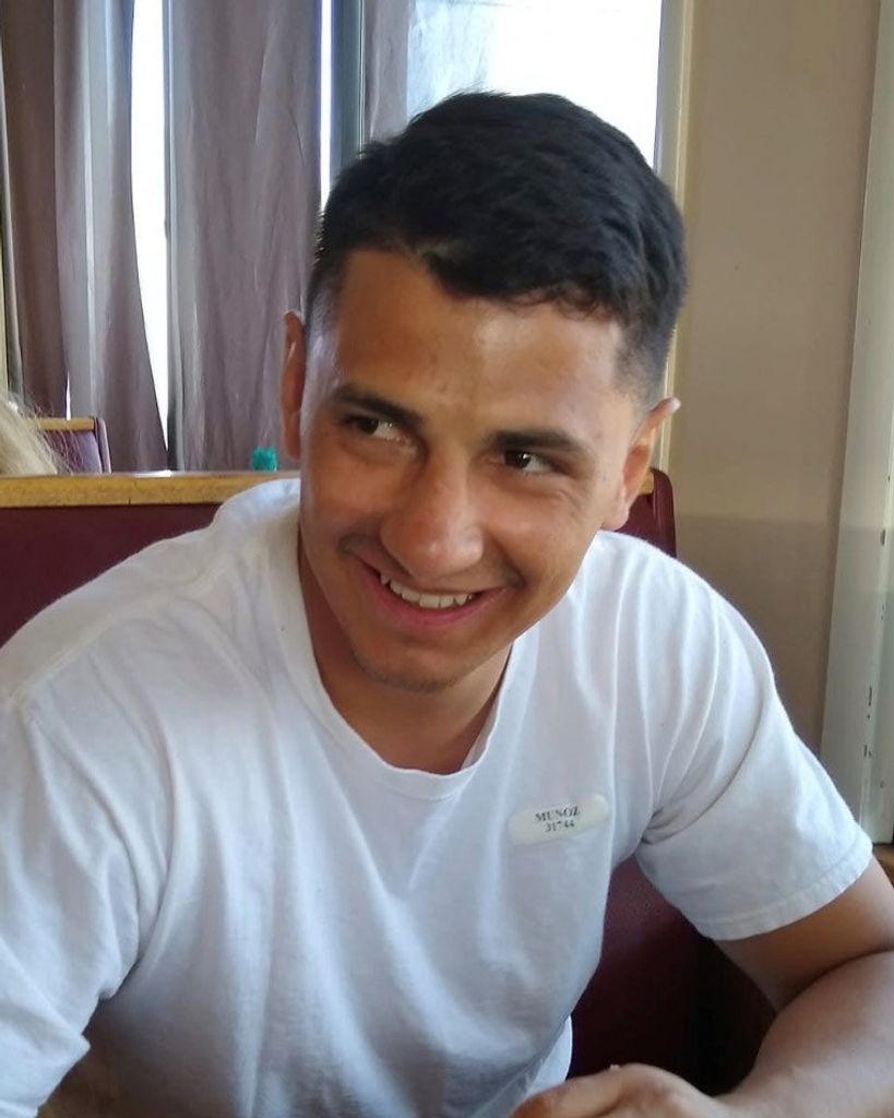 Zachary Martin Muñoz Profile Photo