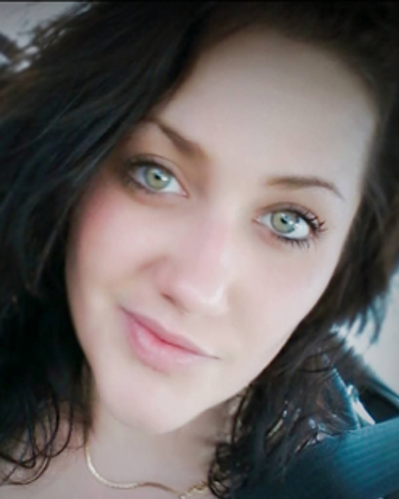 Amanda Elizabeth Szakel Profile Photo