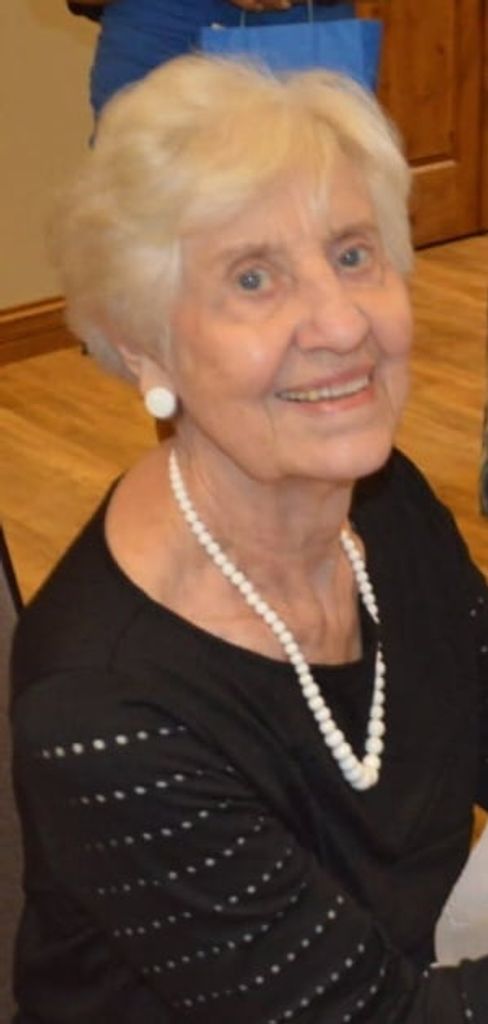 Dolores Helene Von Schwedler Profile Photo