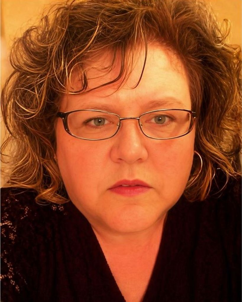 Lori Louise Hann Profile Photo