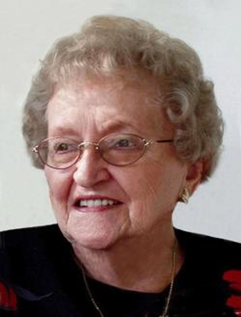 Loretta E. Hoelzel (Verstegen)