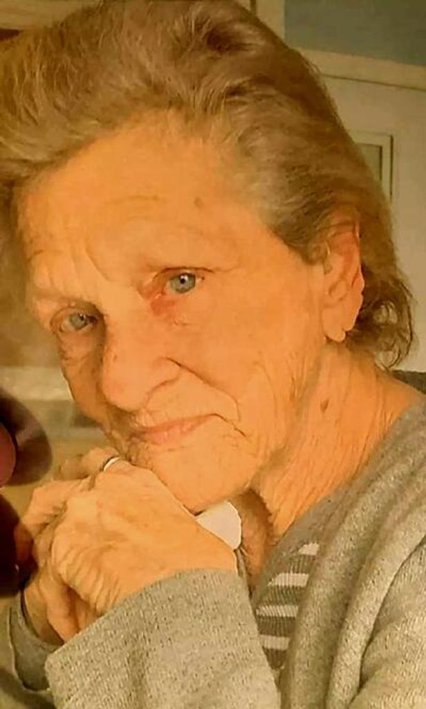 Violet Louise Davis
