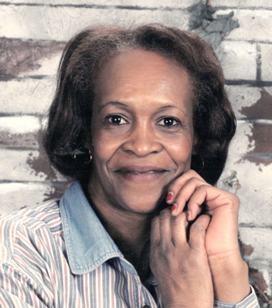 Ann Robinson Profile Photo