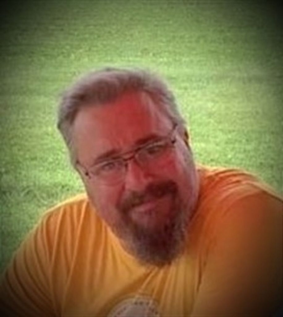Christopher David Feathers Profile Photo
