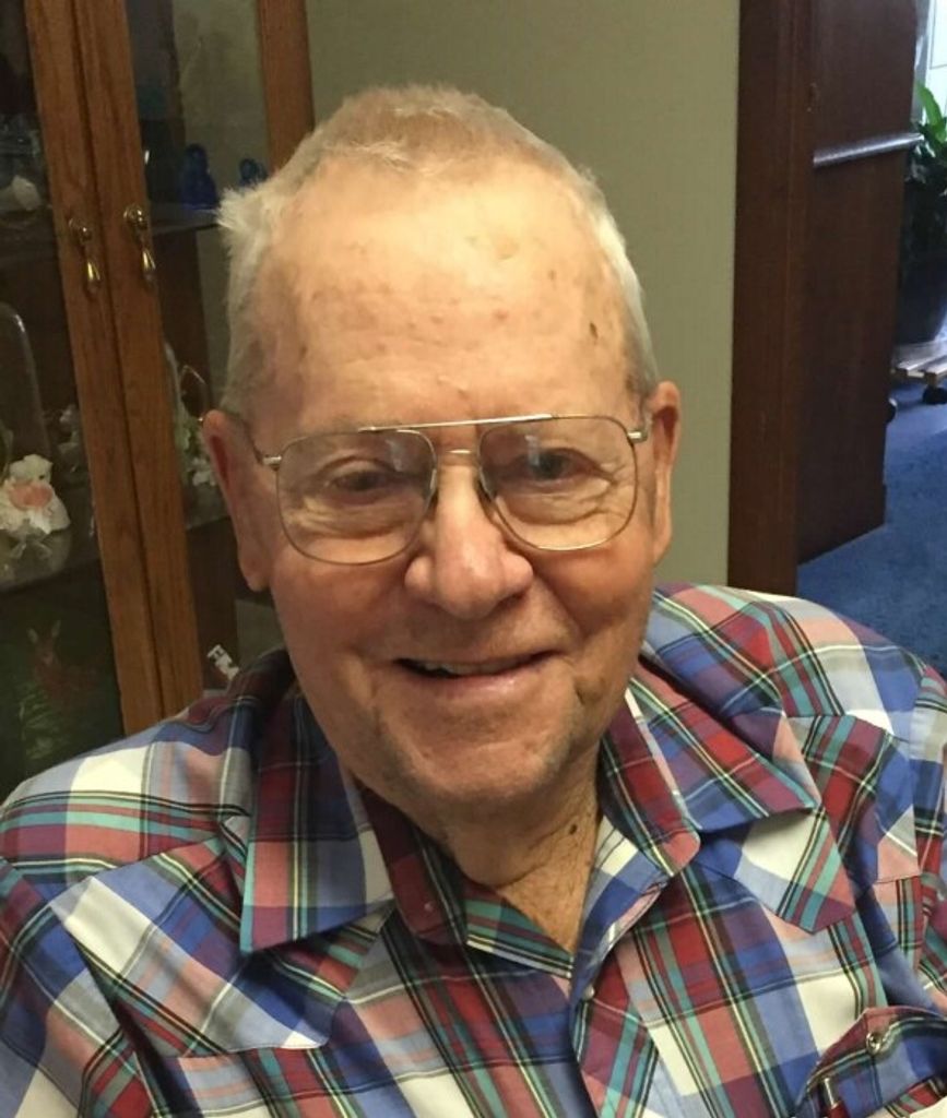 Max Lee Gronewold Profile Photo