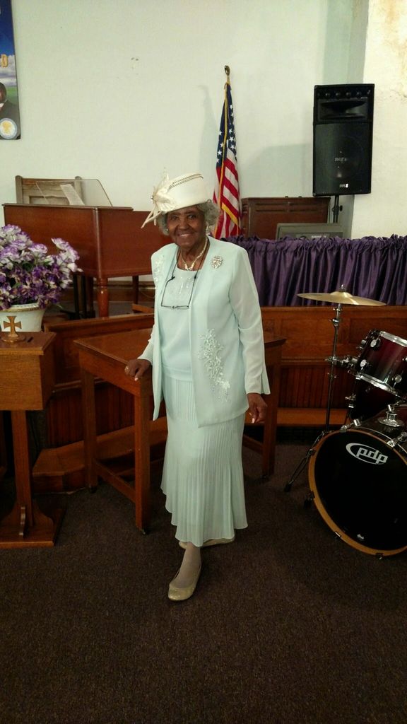 Dorothy Emogene Wooden