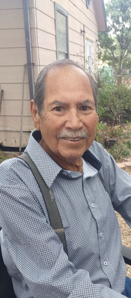 Andrew Aguero Martinez Profile Photo