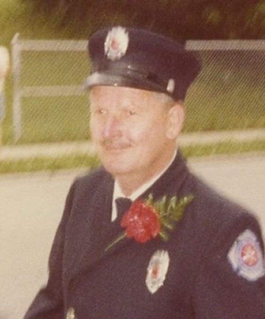 Earl  R. Wilcox