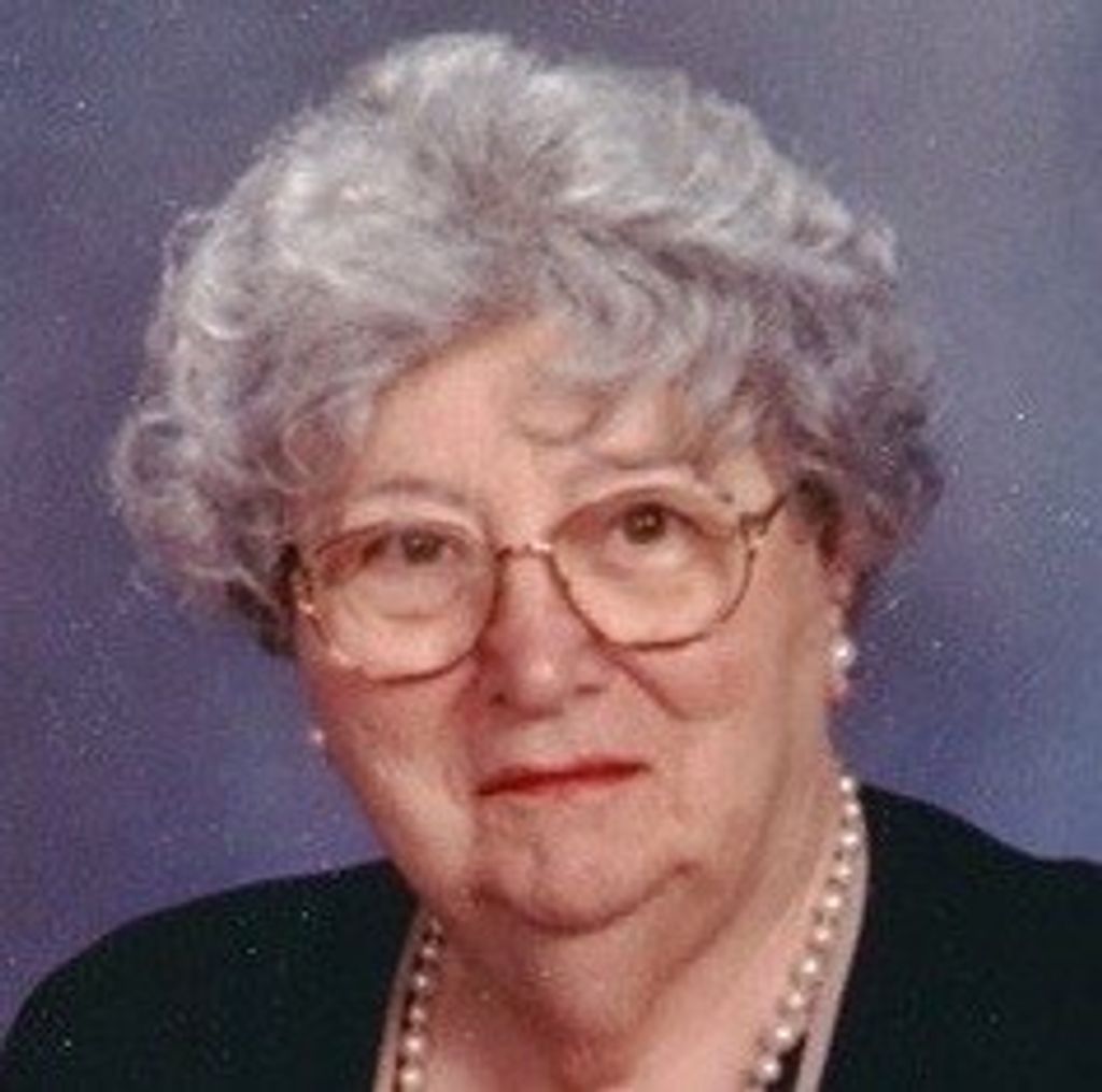 Doris (Vanecek)  Handren
