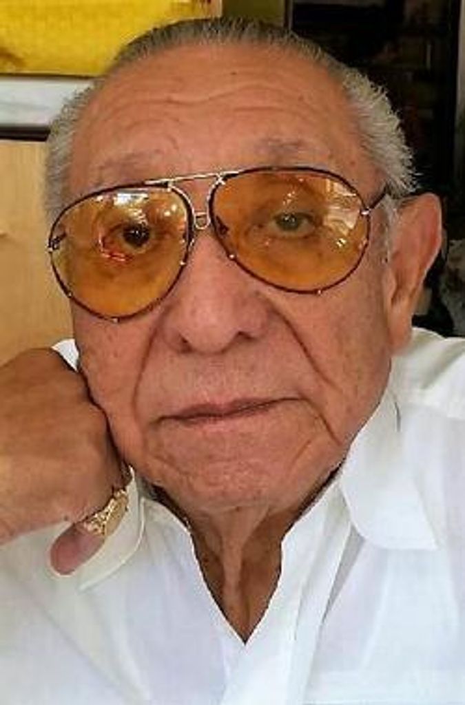 Frank Mendoza Profile Photo