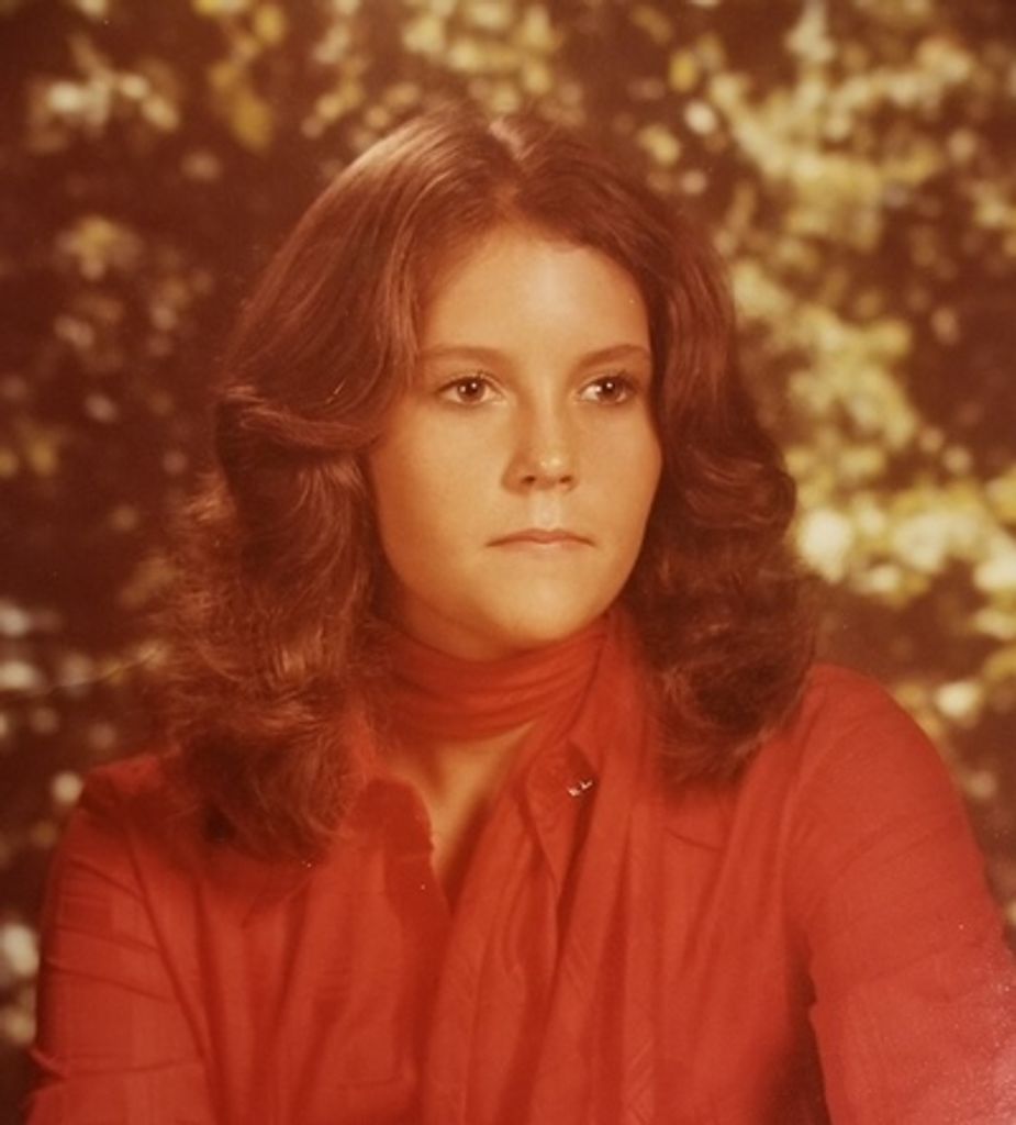 Lesa Carolyn Massengale