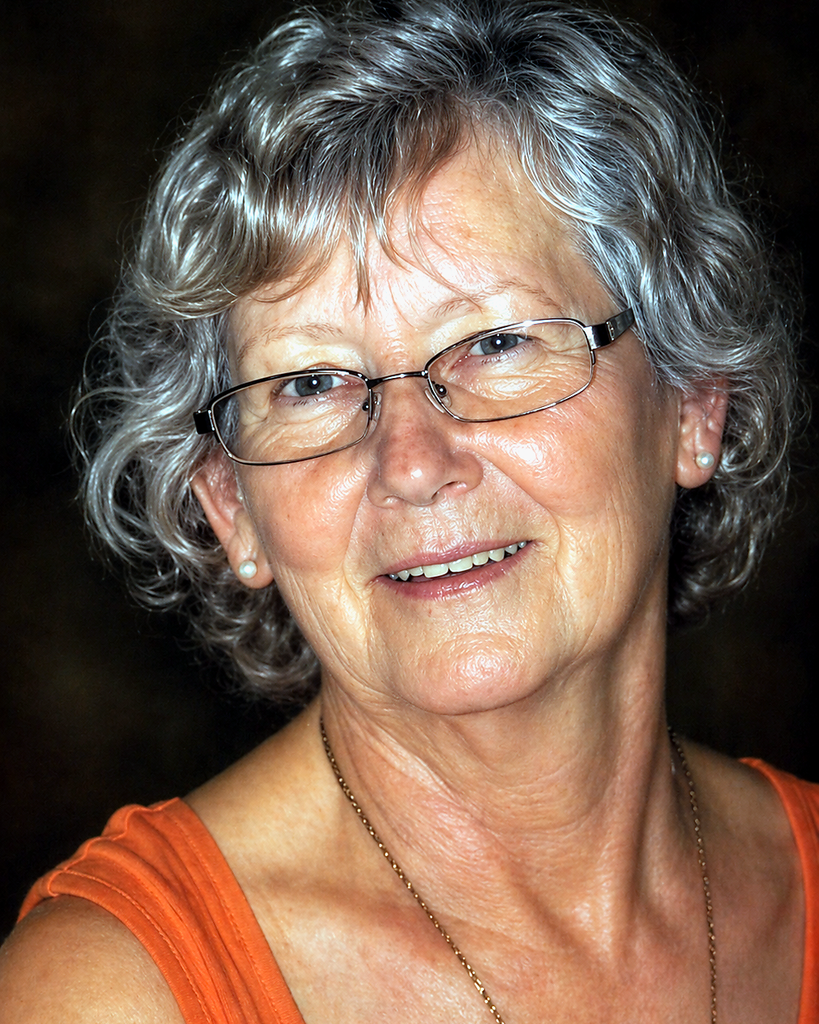 Elizabeth Anne Thompson Profile Photo