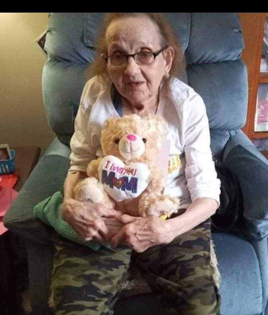 Betty Jean (Holler)  Becker Profile Photo