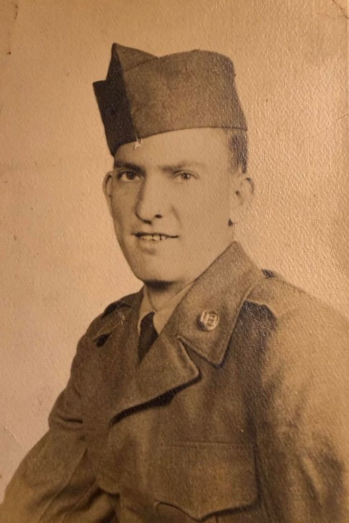 Clifton Lee Morton Profile Photo