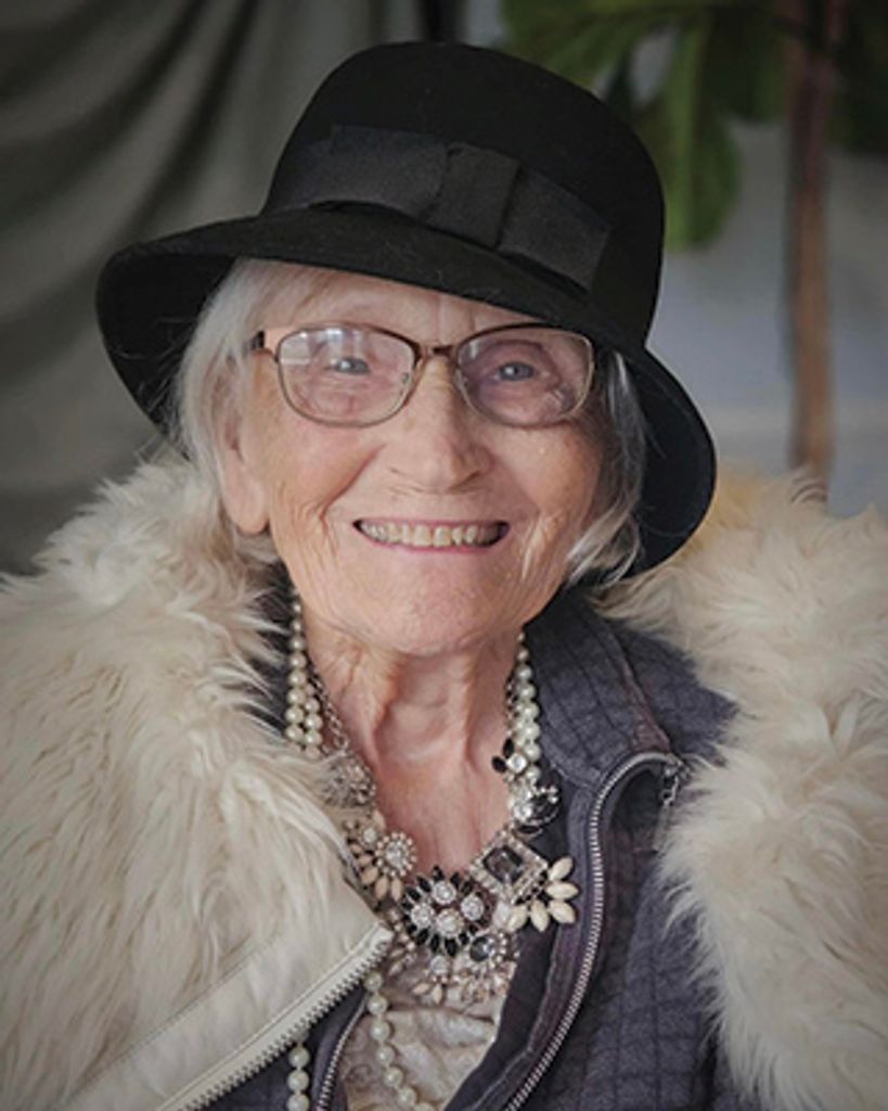 Nell (Stewart)  Downs Profile Photo