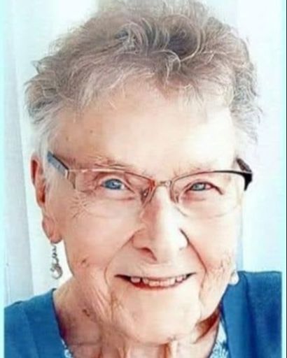 Rita Stahl's obituary image