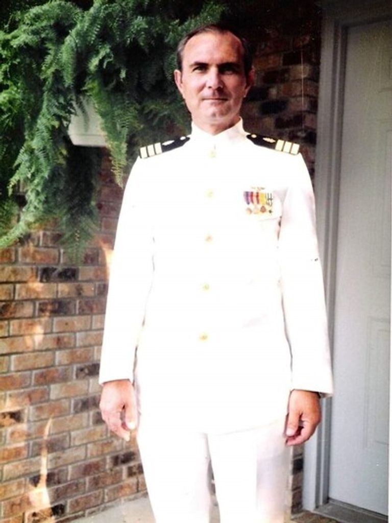Cdr. Lloyd Robert (Bob) Wade, Jr., Md Profile Photo
