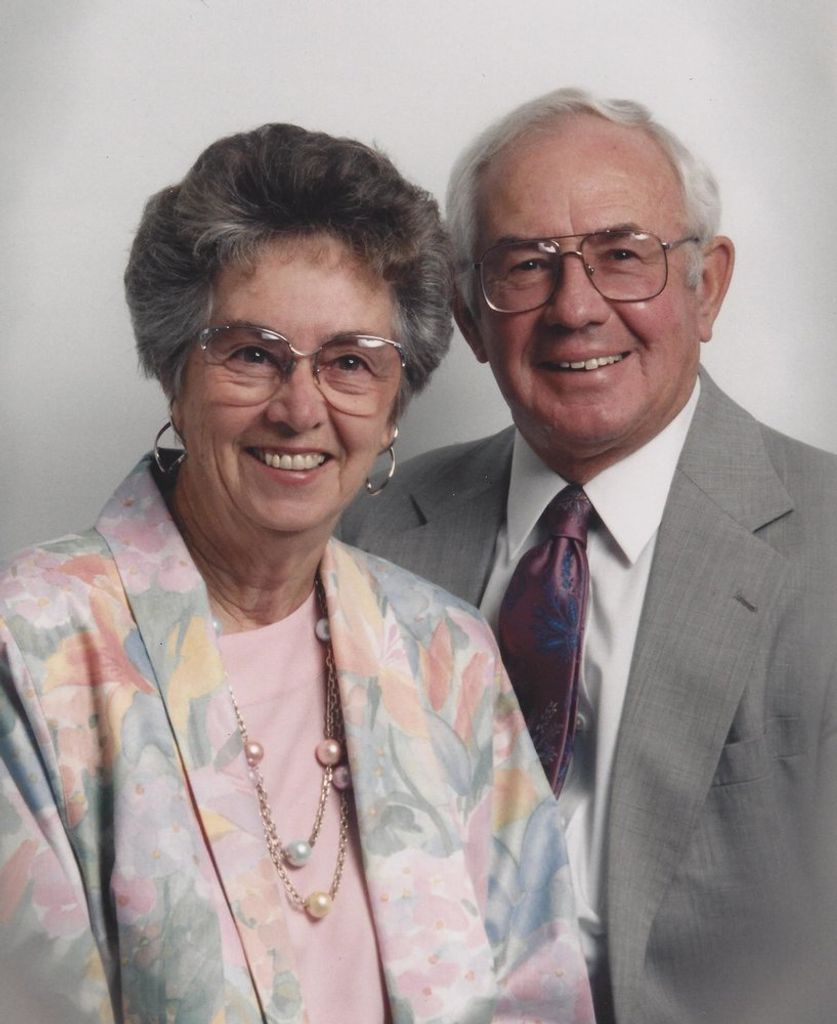 Esther Neuhart