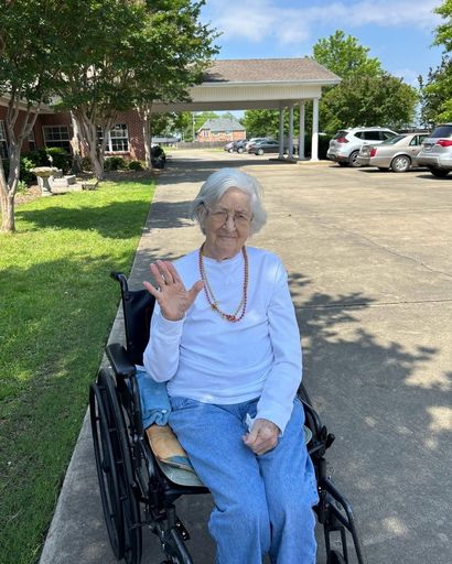 Alva Alldread's obituary image