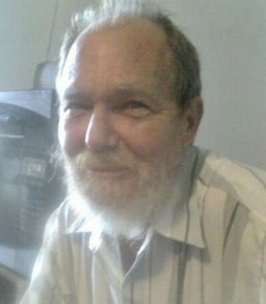 Richard Leigh Cox Profile Photo