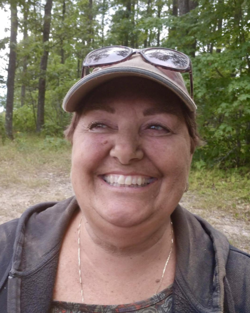 Toni Leslie Sadlowski Profile Photo