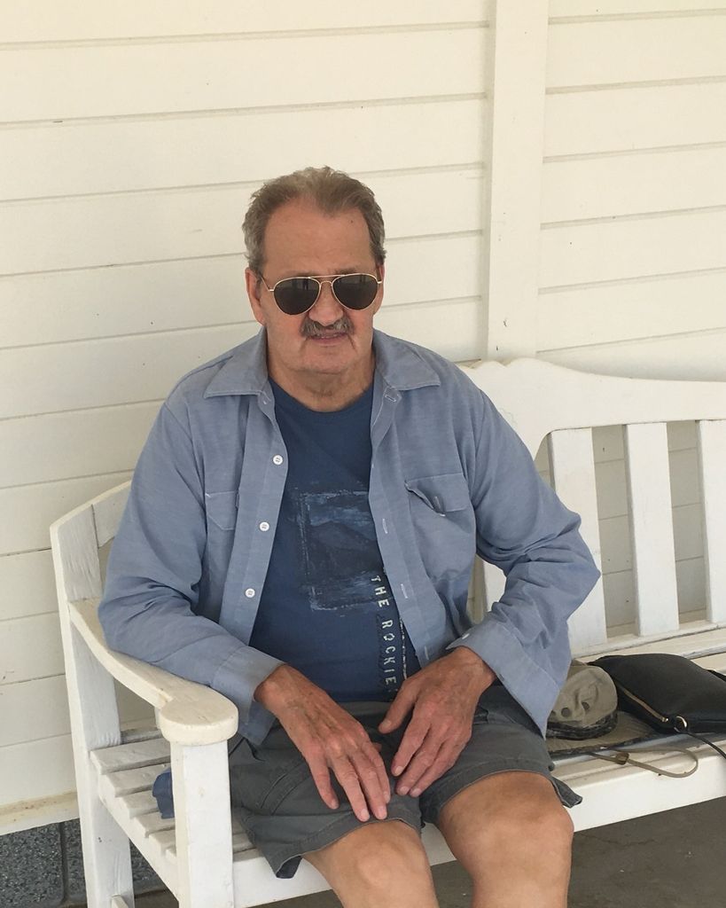Larry D. Hart