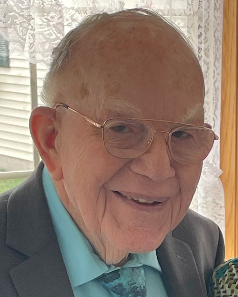 Lloyd Earl Chambers