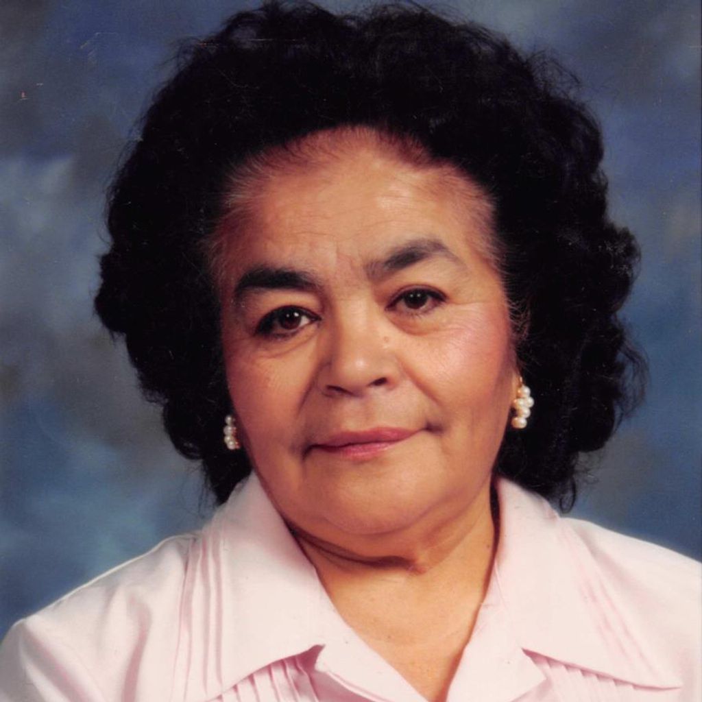 Celia Burgos Apodaca Profile Photo