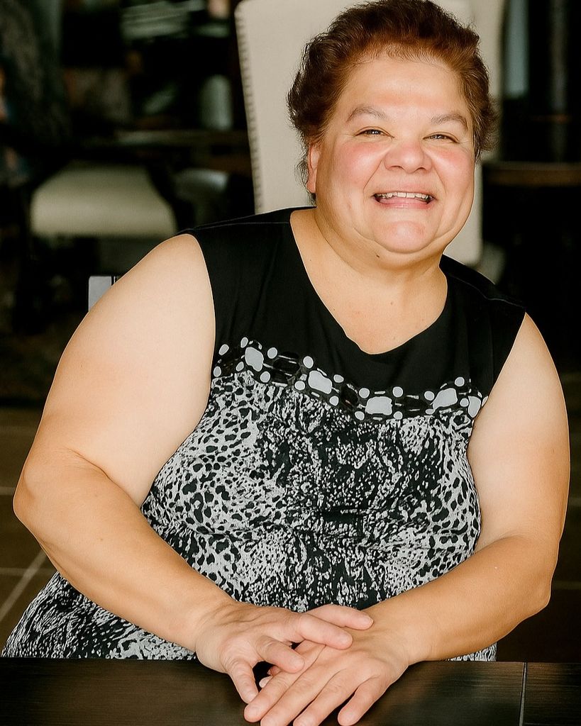 Theresa Marie Janousek Profile Photo