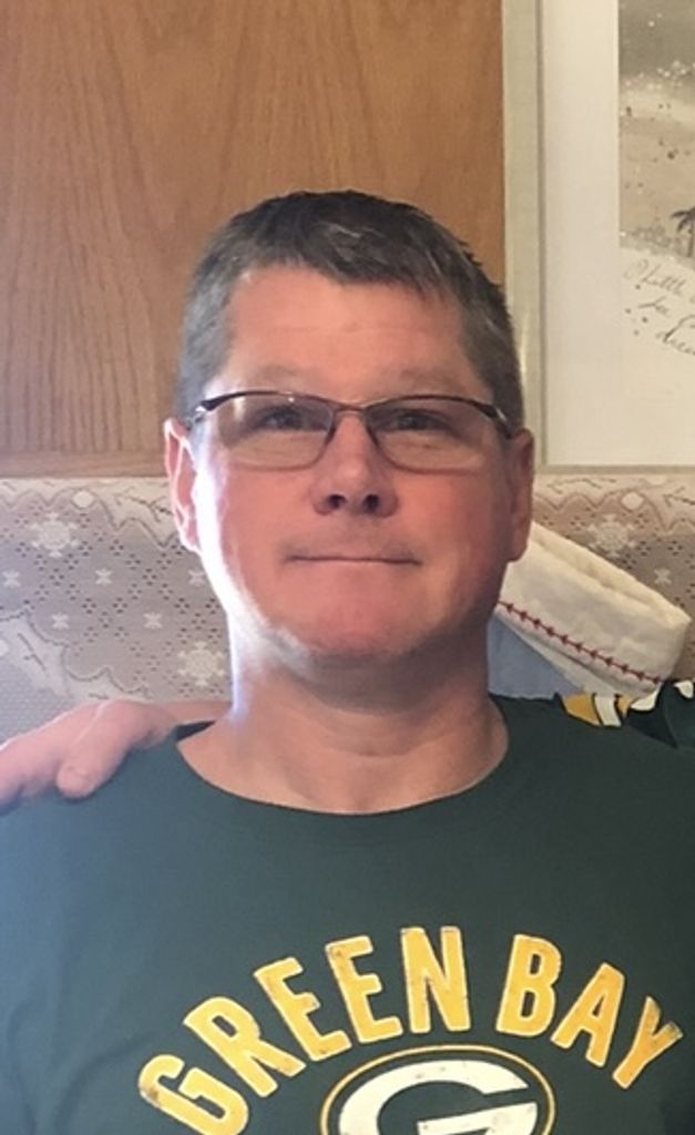 Michael Ray Stucky Profile Photo