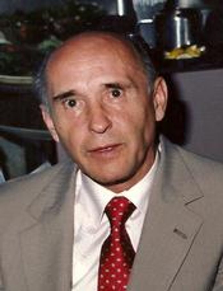 Tadeusz J. Czuj Profile Photo