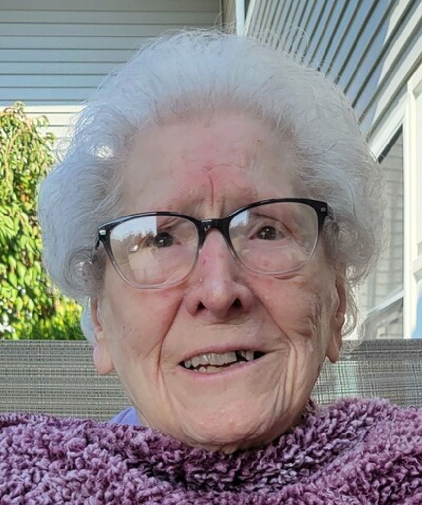 Dominica "Minnie" Janicki Profile Photo