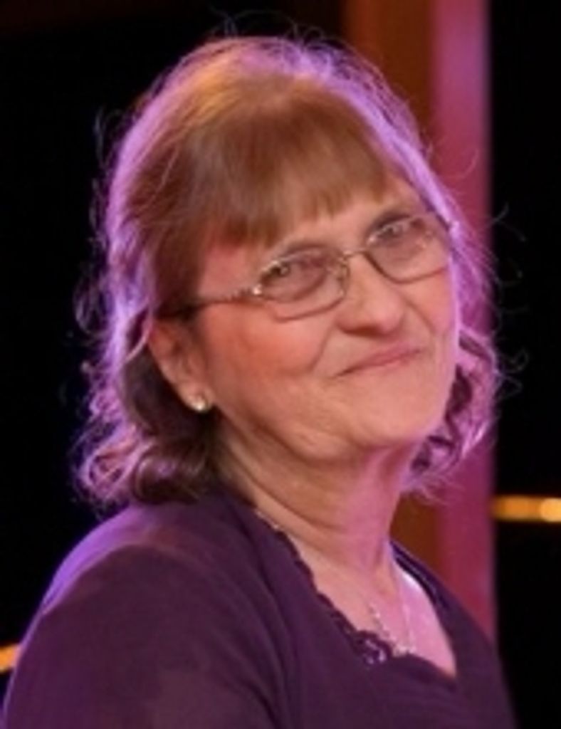 Gloria J. Reyes