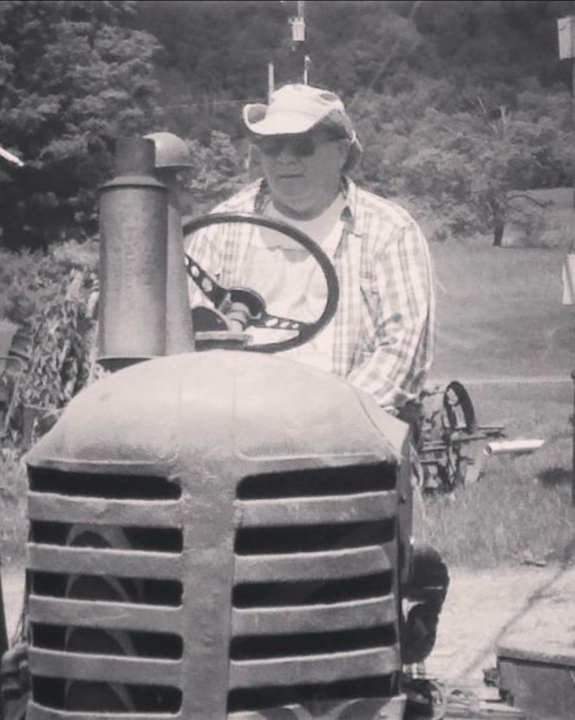 Leslie W. "Les" SMITH